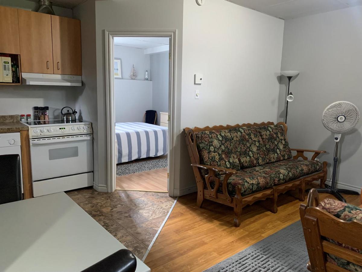 Lac-Mégantic Logement 3 ,5 Entierement Prive מראה חיצוני תמונה